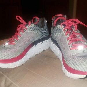 Hoka Clifton 5  Running Shoe